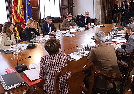 Reunión del pleno del Consell, en una imagen de archivo.