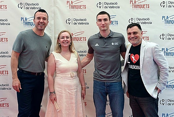 El presidente y la vicepresidenta de la Diputación en la presentación del Pla Trinquites.