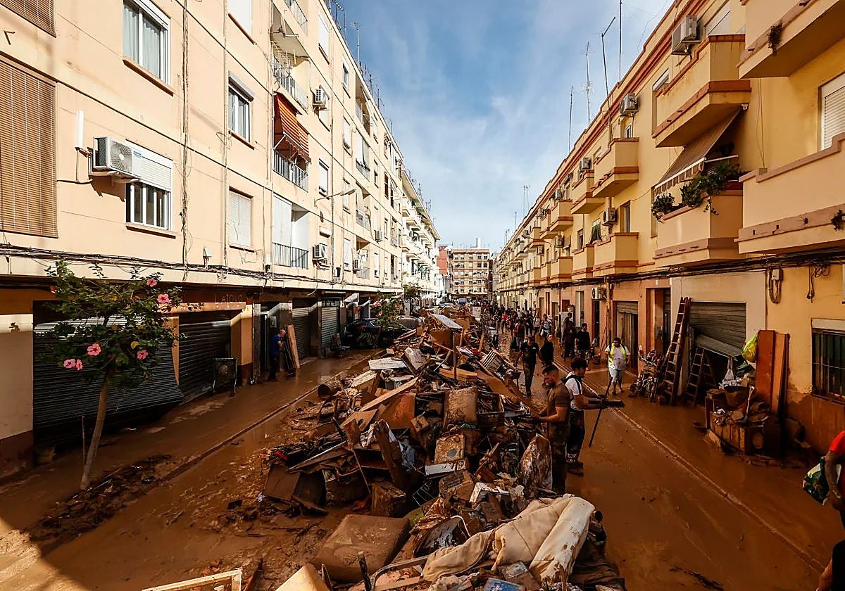 Fotos del homenaje a las víctimas de la dana tras casi un año desde la tragedia