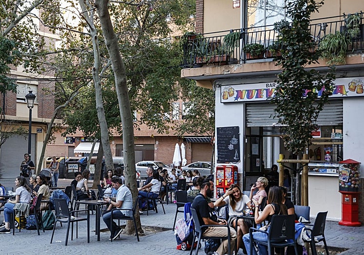 Una terraza del barrio de Benicalap.