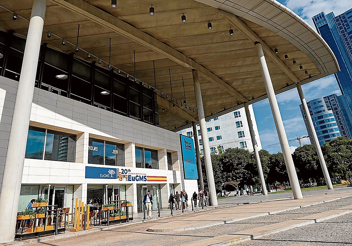 Fachada del Palacio de Congresos de Valencia.