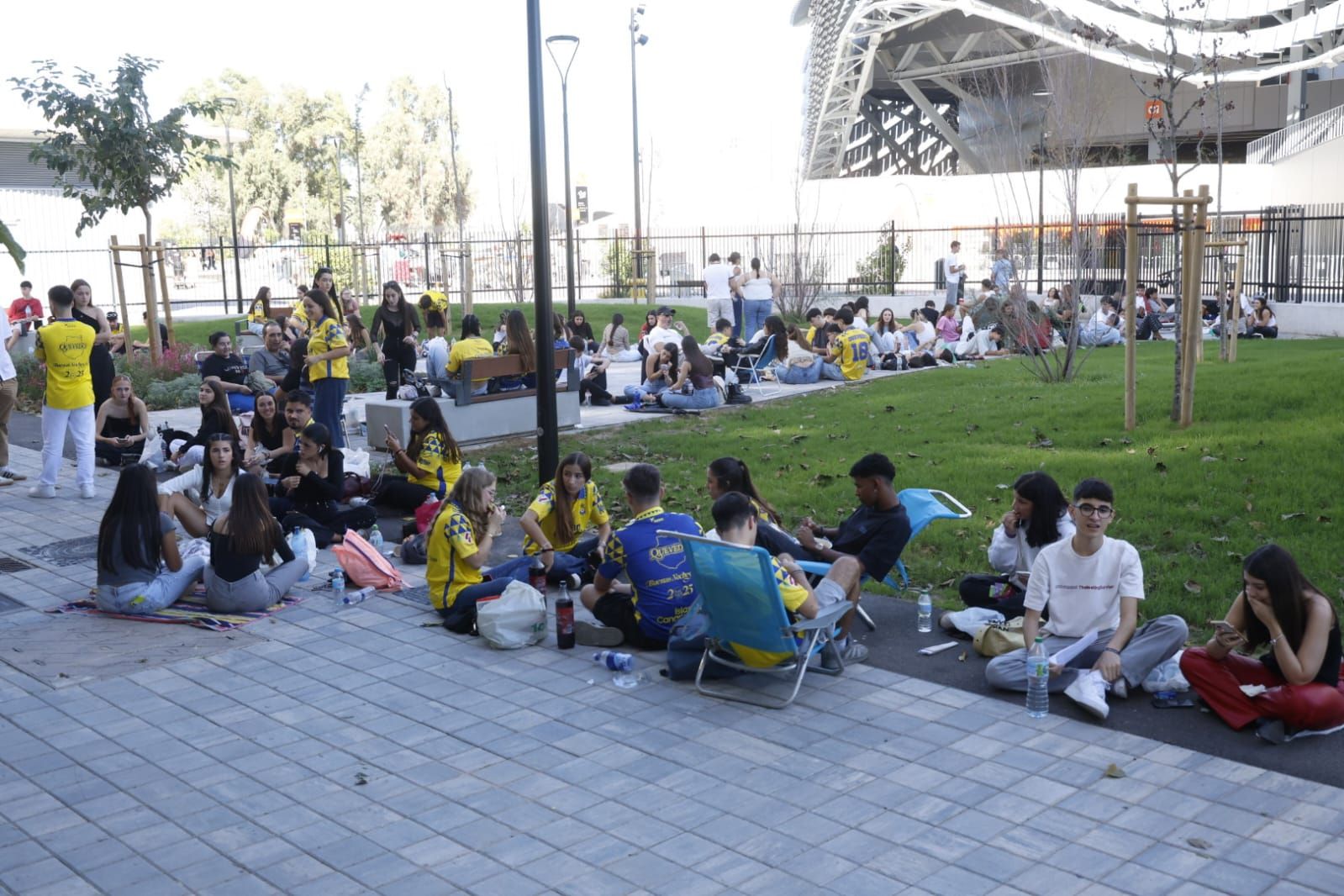 FOTOS | Quevedo pone a bailar al Roig Arena