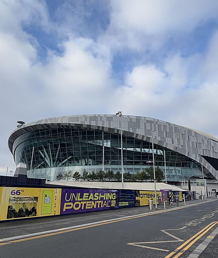 Imagen secundaria 2 - El futuro que le espera a Mestalla