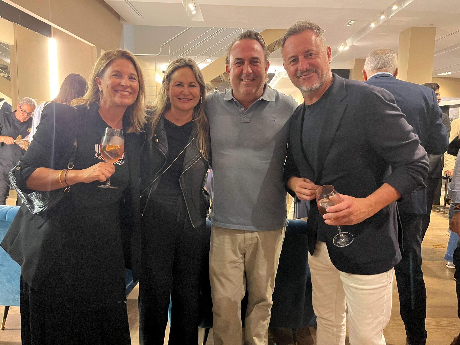 Cristina Vaño, Esther Antón, Oscar Nacher y Carlos Hermana.