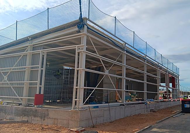 Construccióm del nuevo vestículo de acceso a los andenes de València Sud.