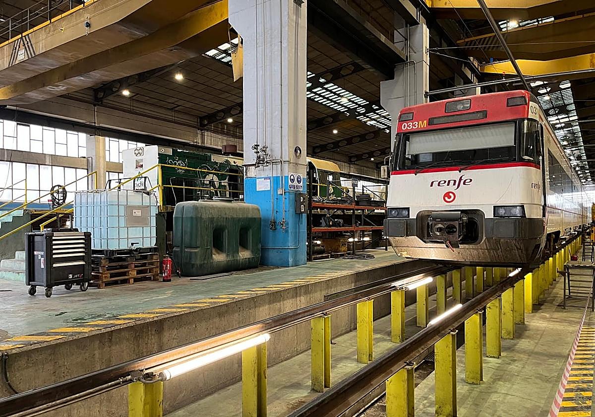 El taller ferroviario de la Fuente de San Luis repara 2.000 trenes al año