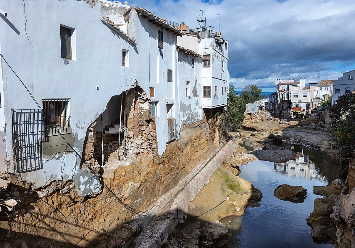 Imagen principal - La memoria arrasada: paisaje después de la dana