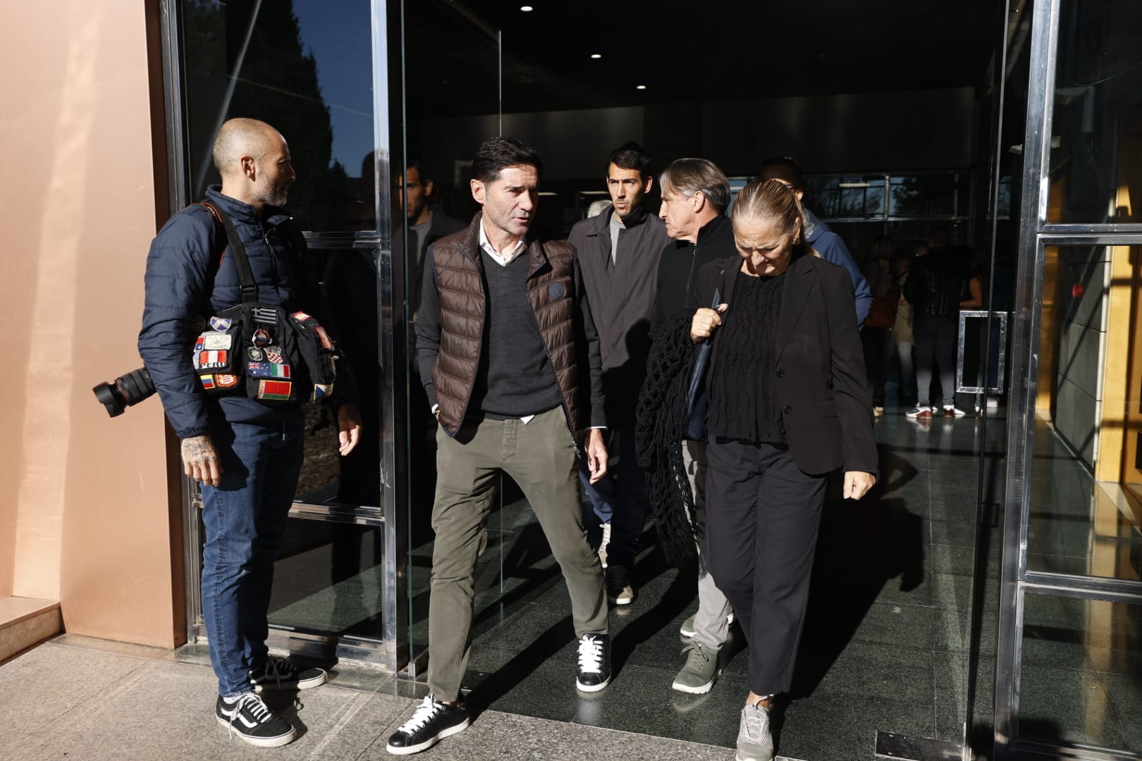 Fotos: el mundo del fútbol despide a Ochotorena en el tanatorio de Valencia