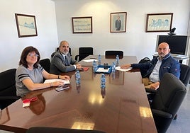 Reunión con el subdelegado del Gobierno.