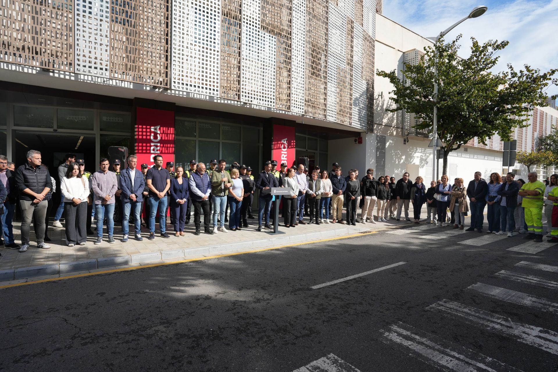 Minuto de silencio en Mislata.