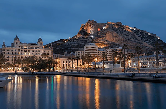 Diez planes para divertirse en Alicante sin salir del centro