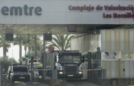 Acceso a la planta de tratamiento de residuos de la EMTRE.