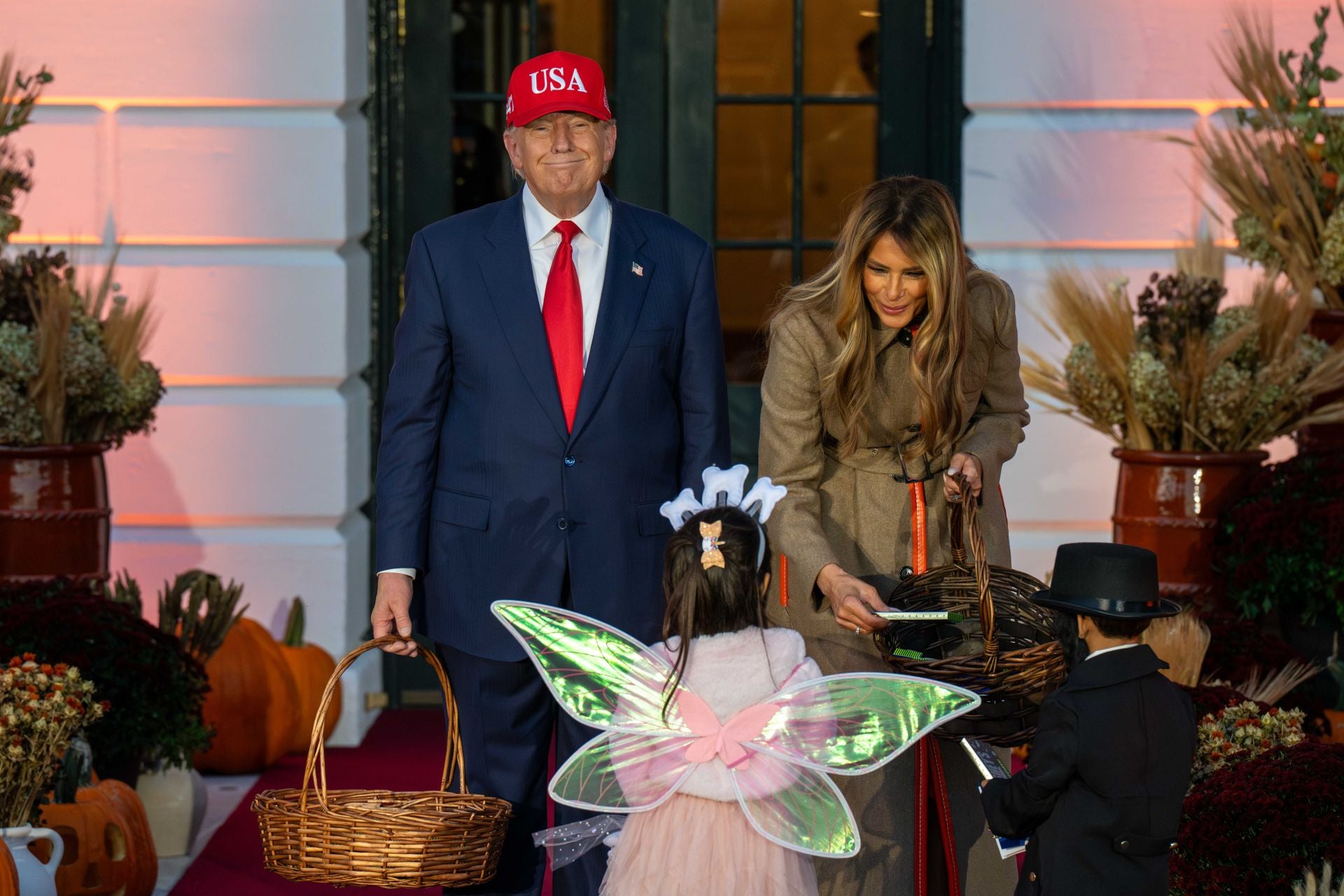Donald y Melania Trump celebra Halloween por todo lo alto en la Casa Blanca