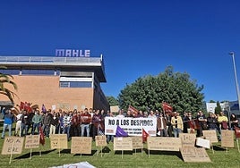Imagen de una de las manifestaciones de la plantilla de Mahle en Paterna