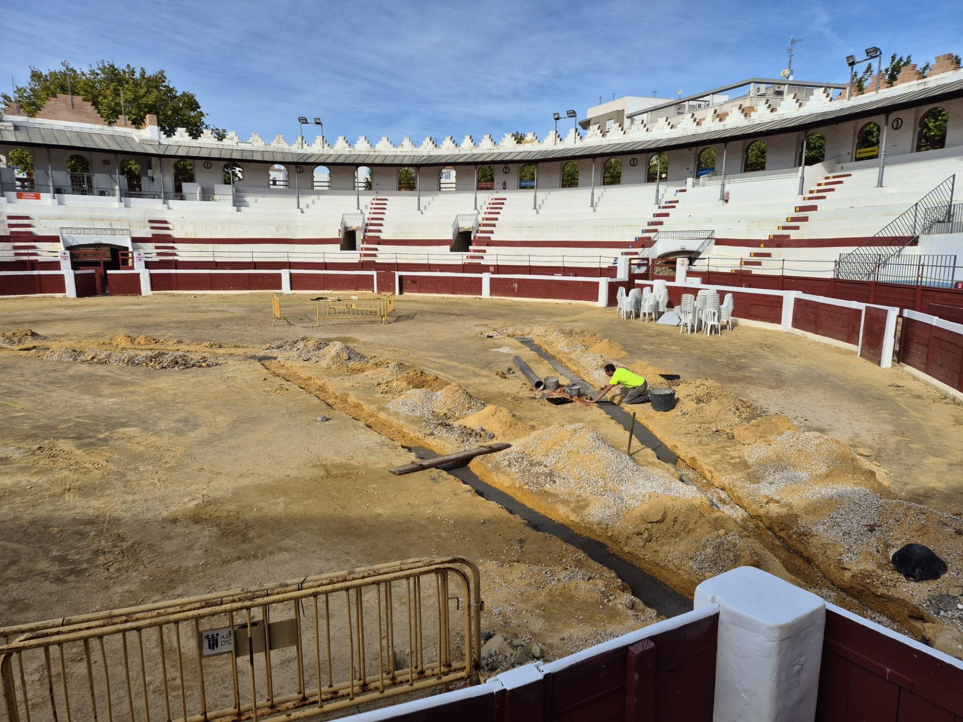 Ondara instala puntos de drenaje en la plaza de toros