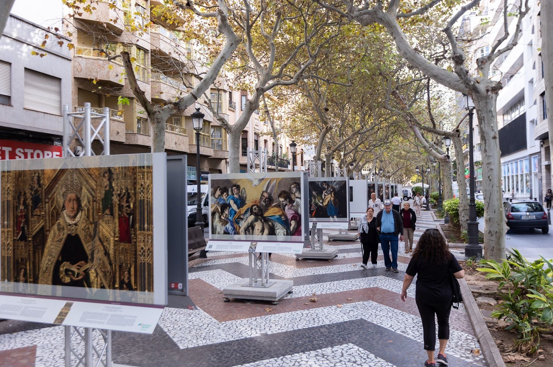 Las reproducciones de los grandes maestros, en el Paseo de las Germanías.