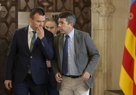El líder del PP en la provincia de Valencia, VIcent Mompó, junto a Mazón.