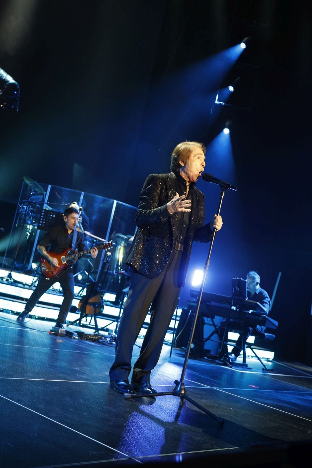 FOTOS | El Roig Arena disfruta con Raphael