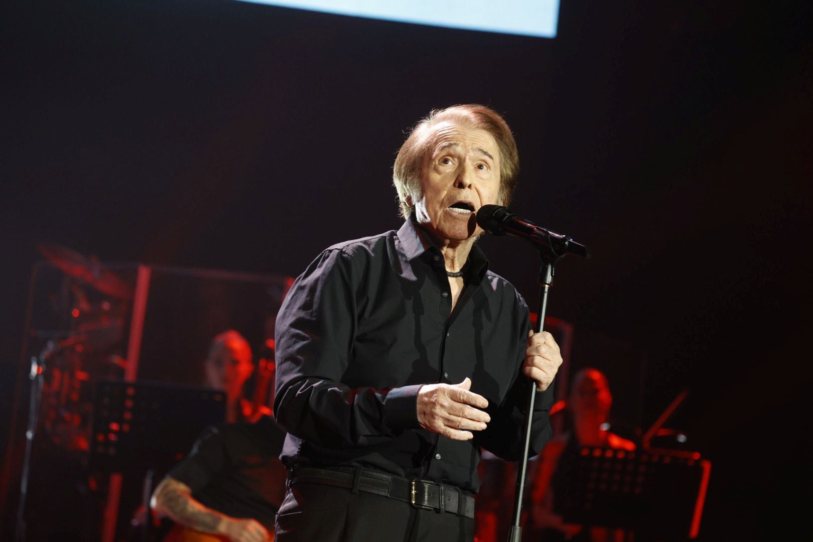 FOTOS | El Roig Arena disfruta con Raphael