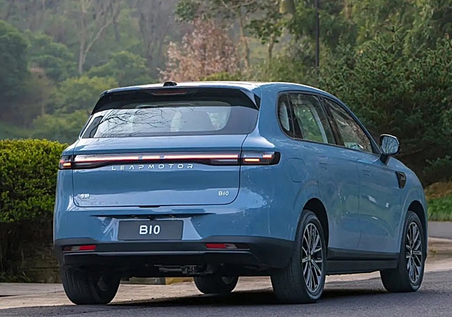 Trasera moderna y muy estilizada.