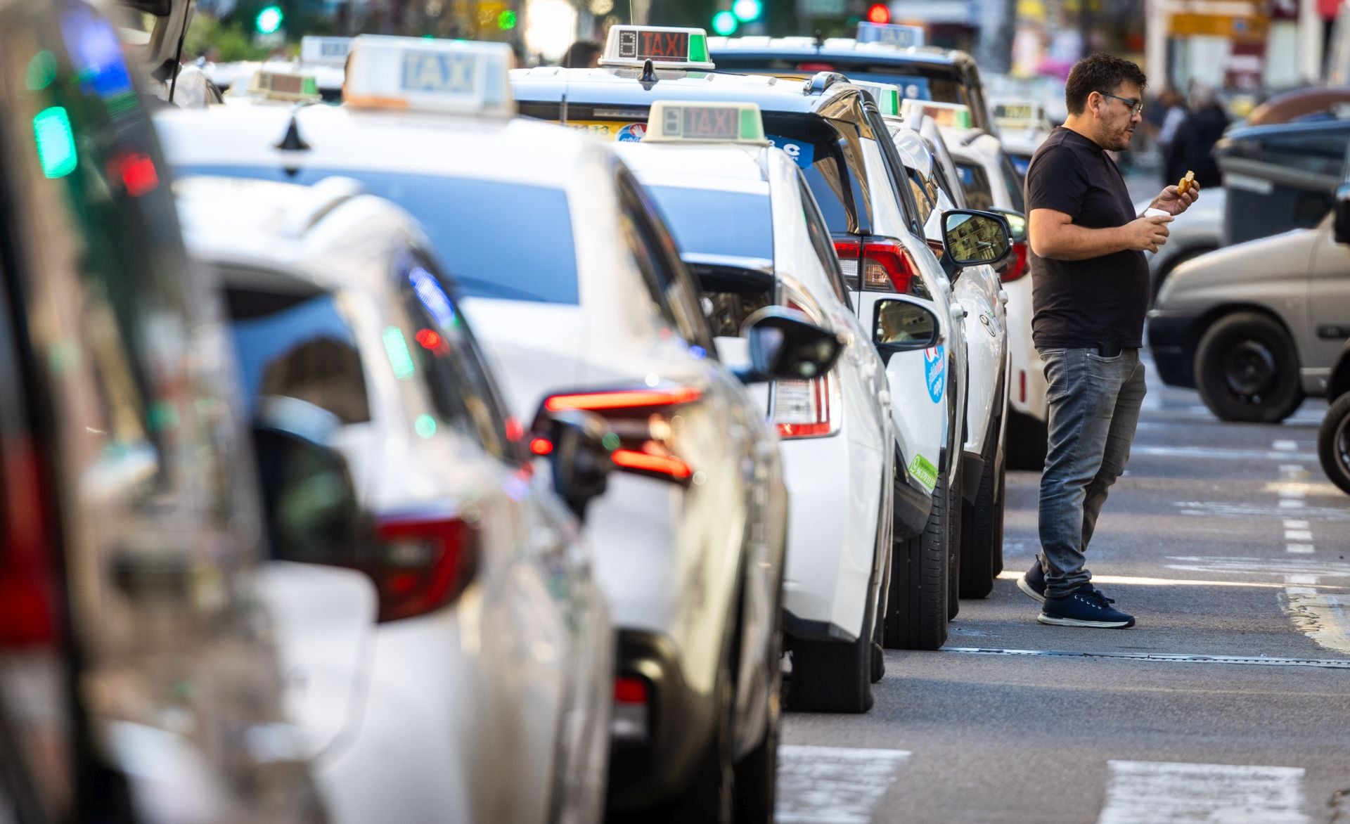 Fotos de la huelga de taxis en Valencia