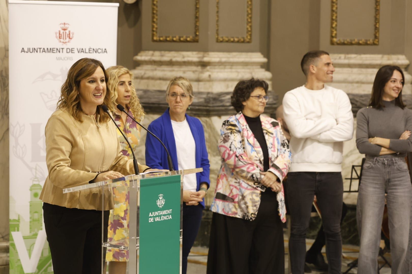 Fotos del homenaje a los vecinos centenarios de Valencia