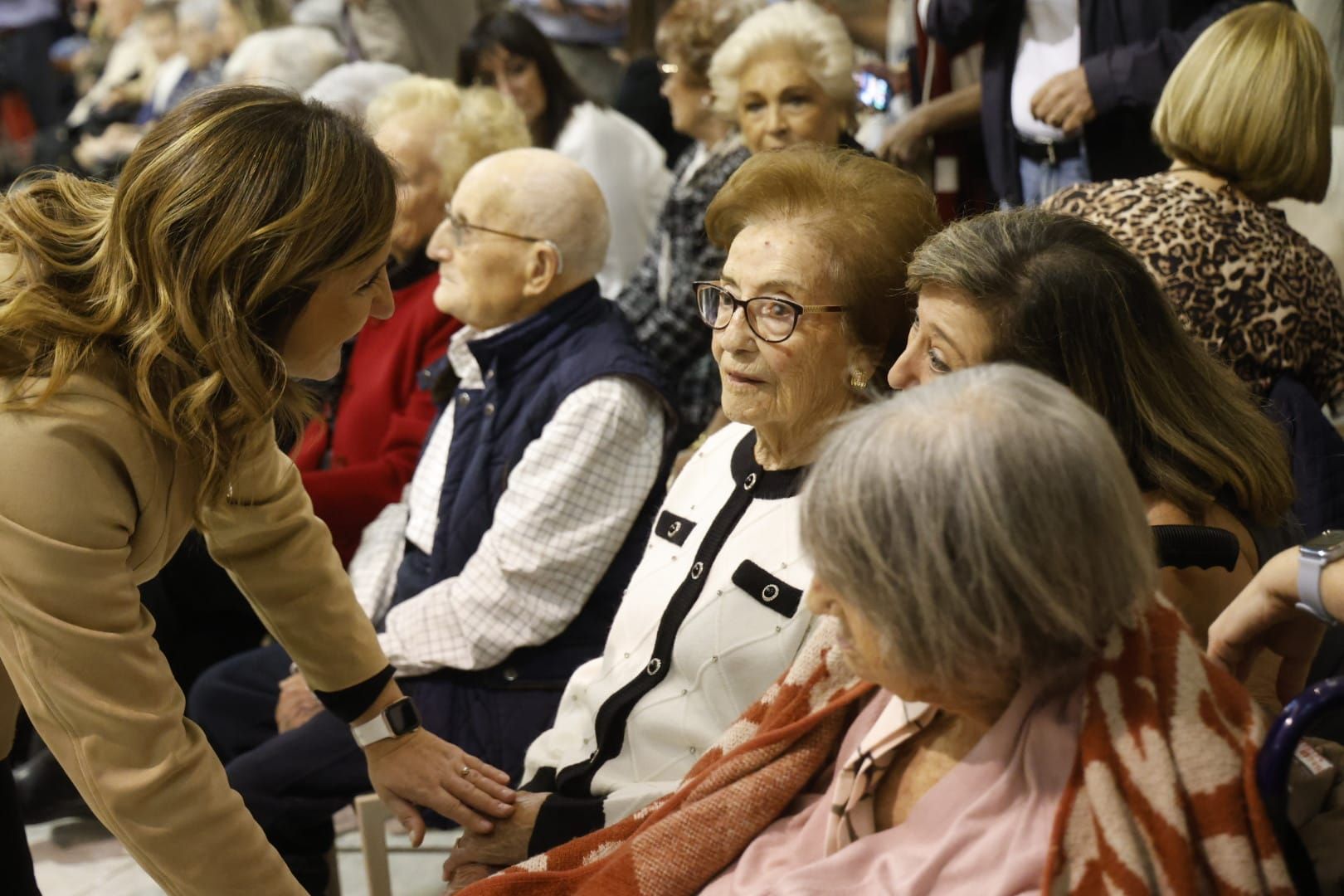Fotos del homenaje a los vecinos centenarios de Valencia