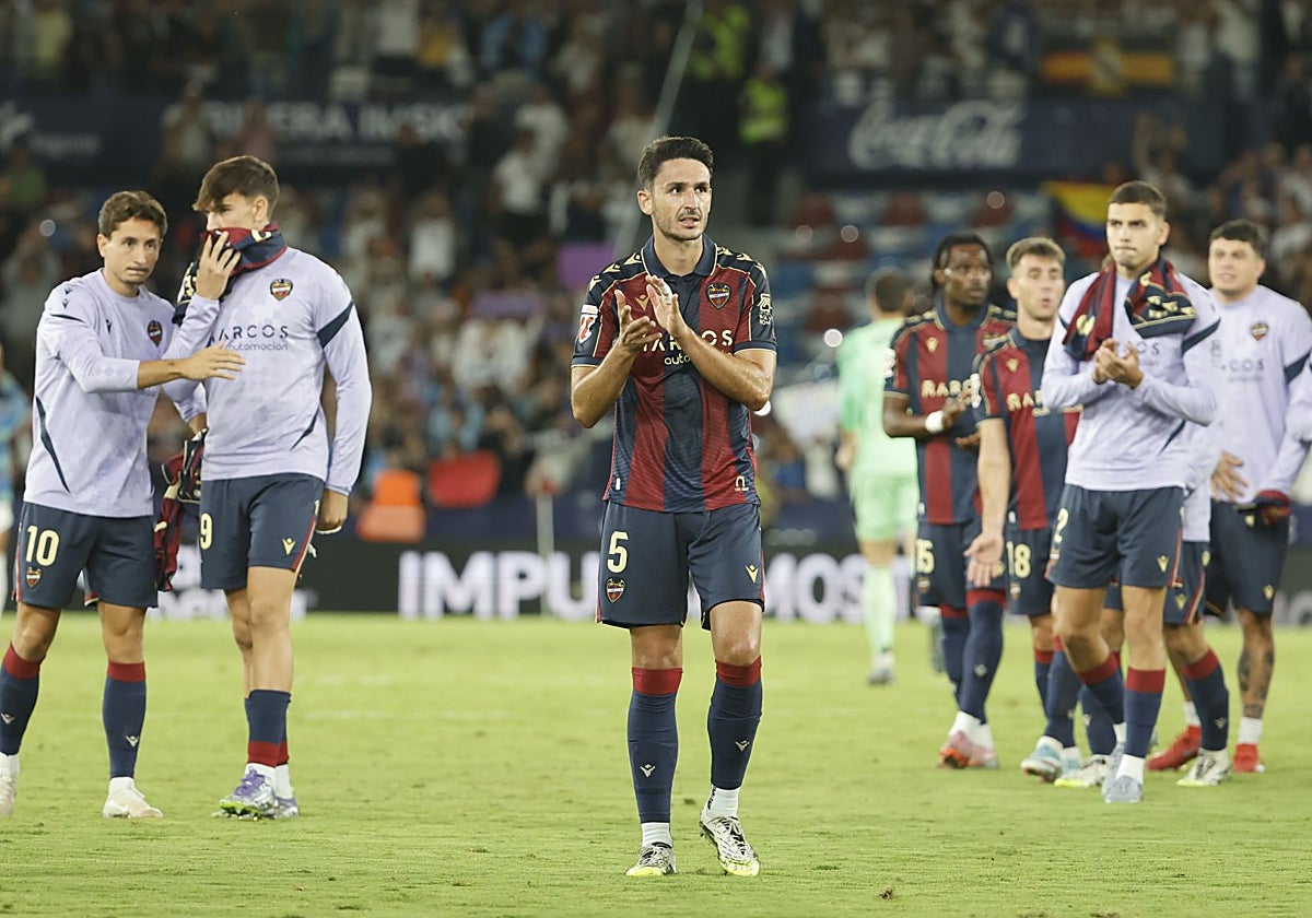 Elgezabal, a la conclusión de un partido en el Ciutat de Valencia.