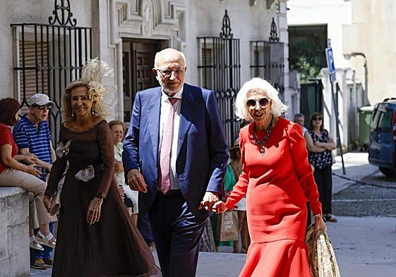 Juan Roig y Hortensia Hererro, en la boda de Nacho Boluda.
