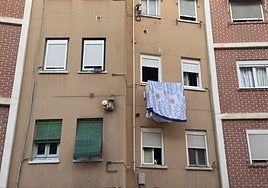 Finca de Orriols donde un vecino ha atacado a otro con un martillo.