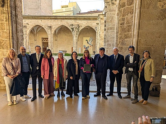 La presidenta de la Federación de asociaciones musicales ha rebido el premio de manos de la delegada de Hispania Nostra en la Comunitat.