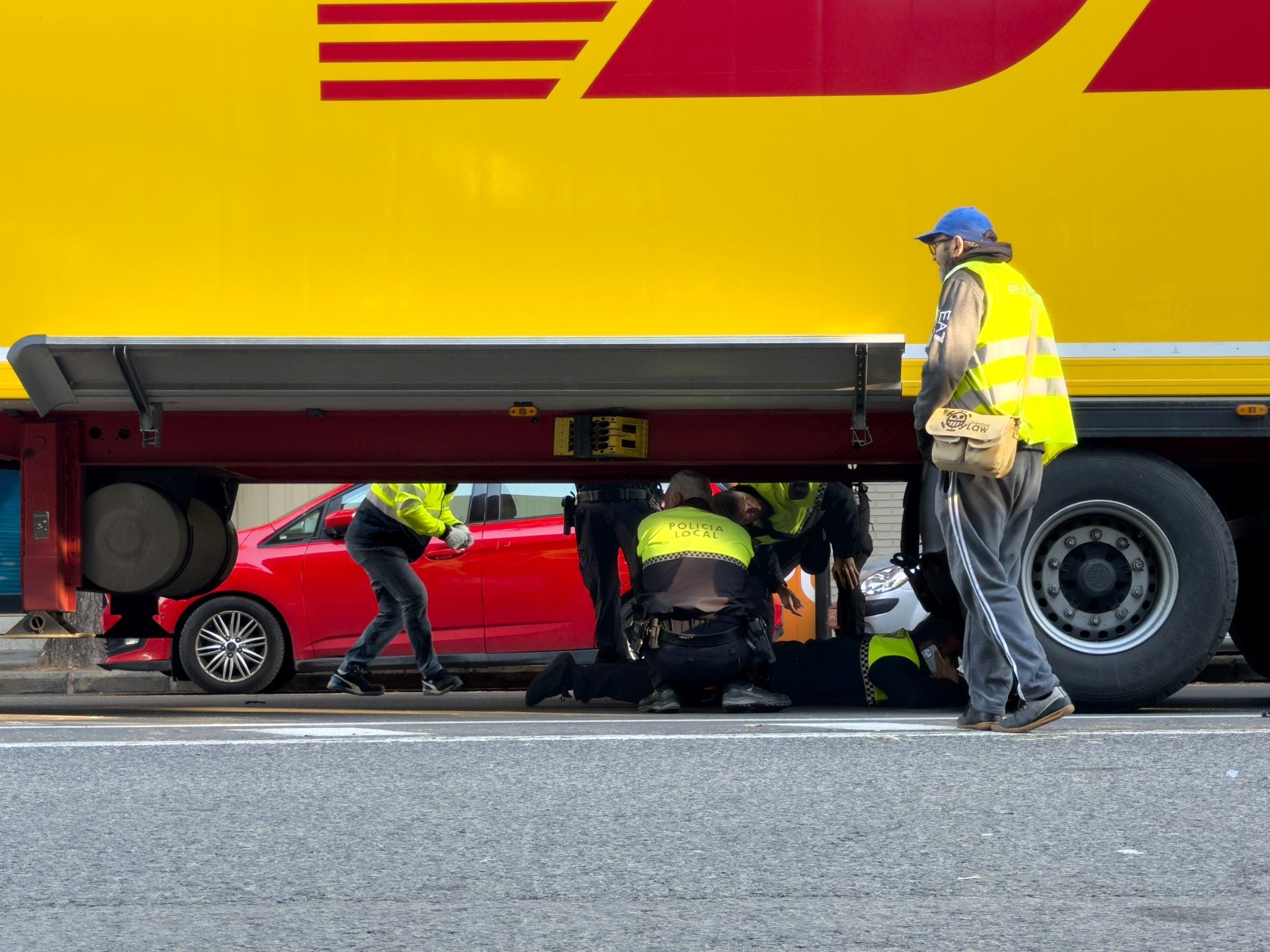Fotos del atropello mortal a una joven en Valencia