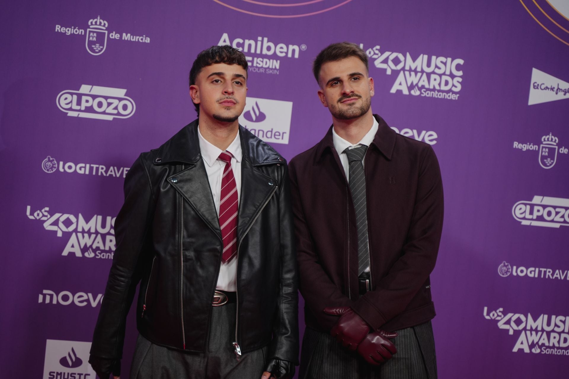 FOTOS | Los famosos deslumbran en la alfombra roja del Roig Arena para LOS40 Music Awards