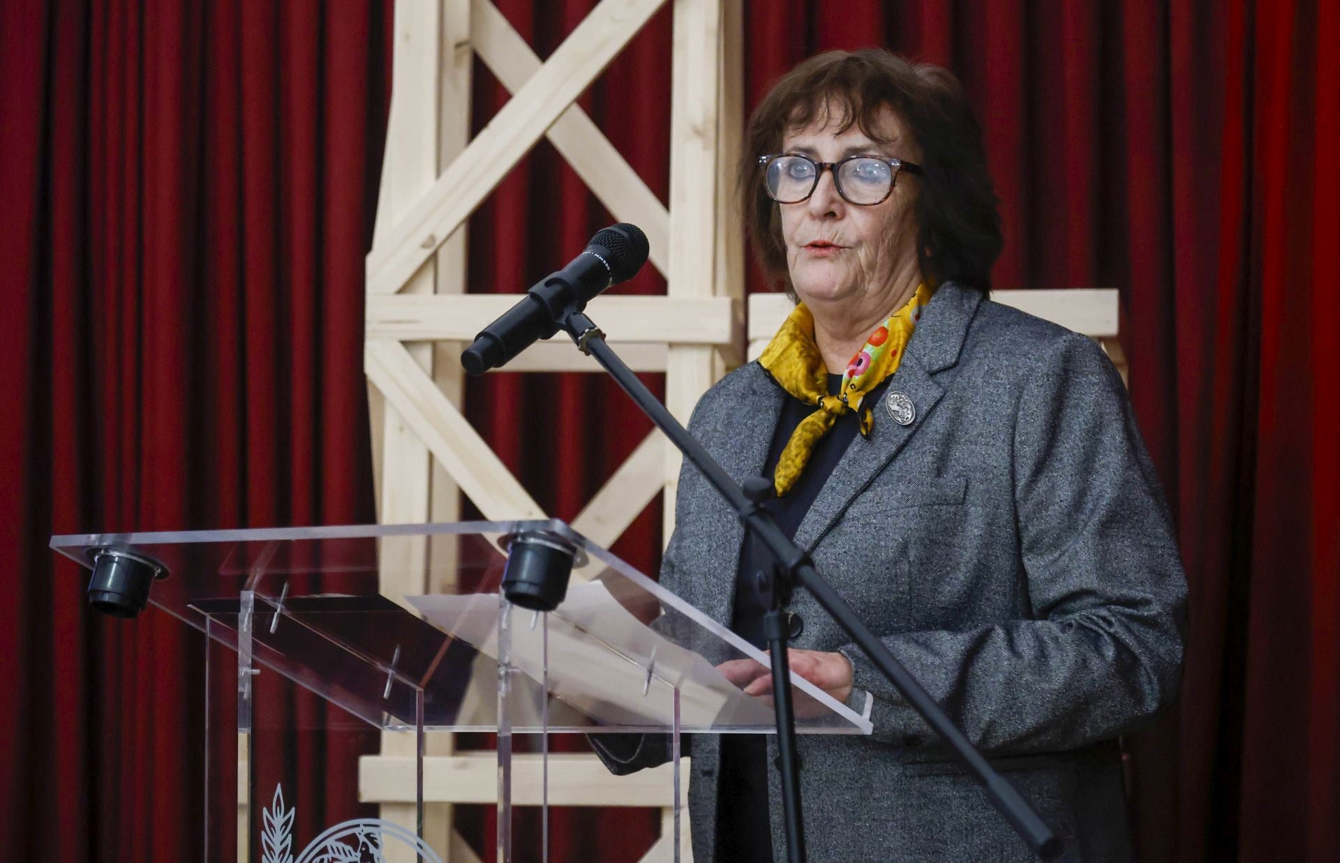 Junta Central Fallera amplía su ajuar de joyas y antigüedades