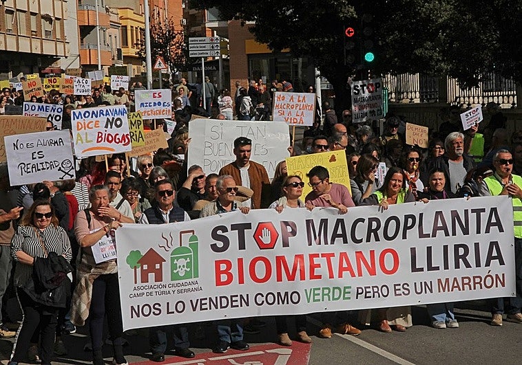 Rebelión vecinal contra la planta de biogás de Llíria: «Será la muerte de nuestros pueblos»