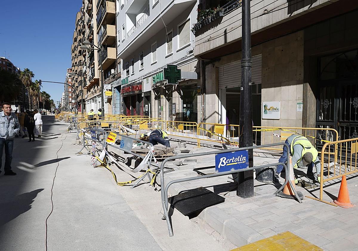 Imagen principal - Obras en la avenida Giorgeta.