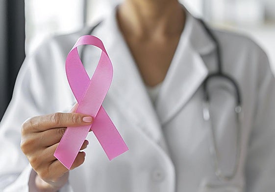 Símbolo de la lucha contra el cáncer de mama.