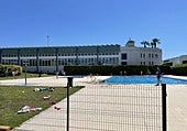 Instalaciones de la piscina municipal de Alzira.