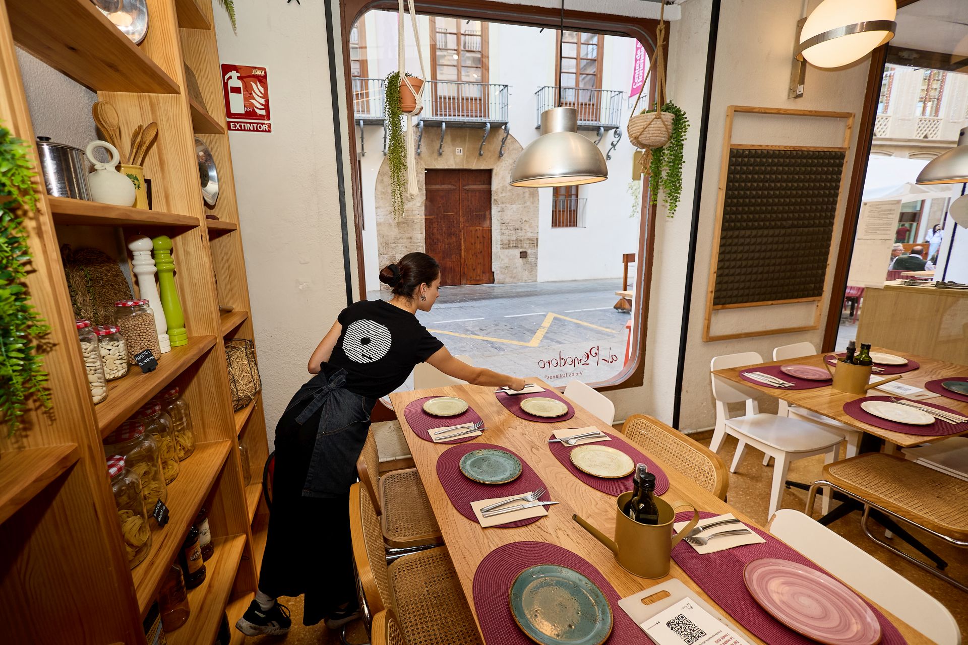Fotos: La revolución del Centro de Arte Hortensia Herrero en la calle del Mar de Valencia