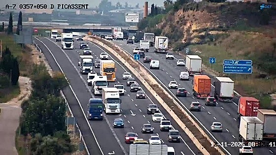 La A-7, totalmente colapsada con más de 18 kilómetros de retenciones