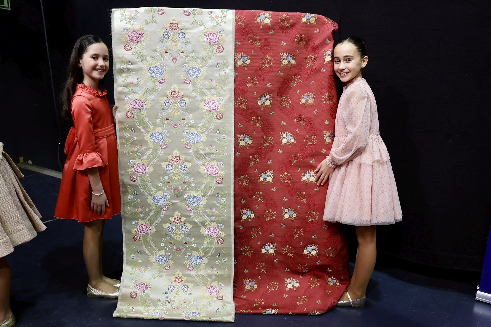 Las telas de los trajes de la corte de honor infantil de las Fallas 2026