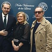 Máximo Huerta, Carmen de Rosa y Joaquín Ferry, en la gala celebrada en el Ateneo.