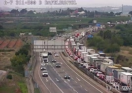 Atascos en la A-7 este jueves, 13 de noviembre.