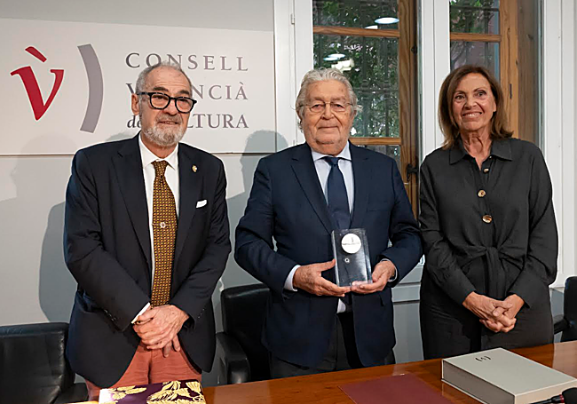 José María Lozano, Rafael Alcón y Amparo Carbonell