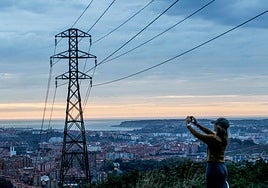 El precio de la luz cambia este sábado.