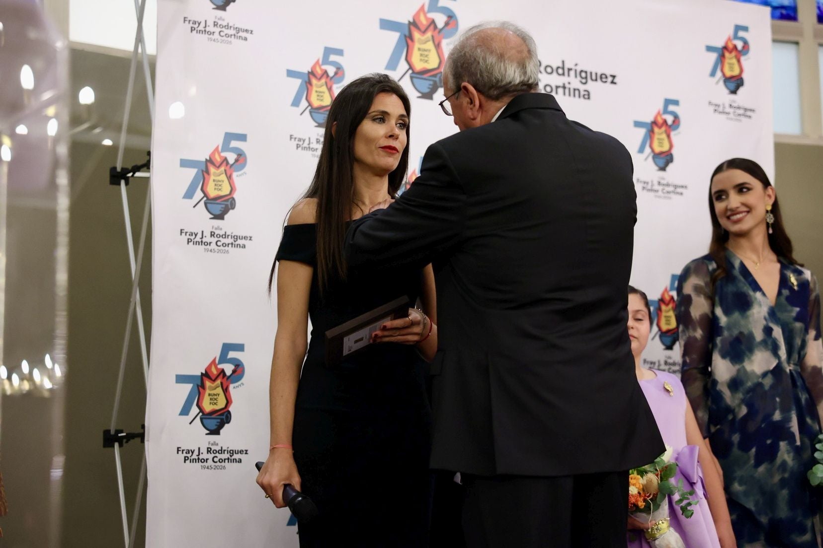 FOTOS | Un aniversario brillante de la familia de Fray J. Rodríguez