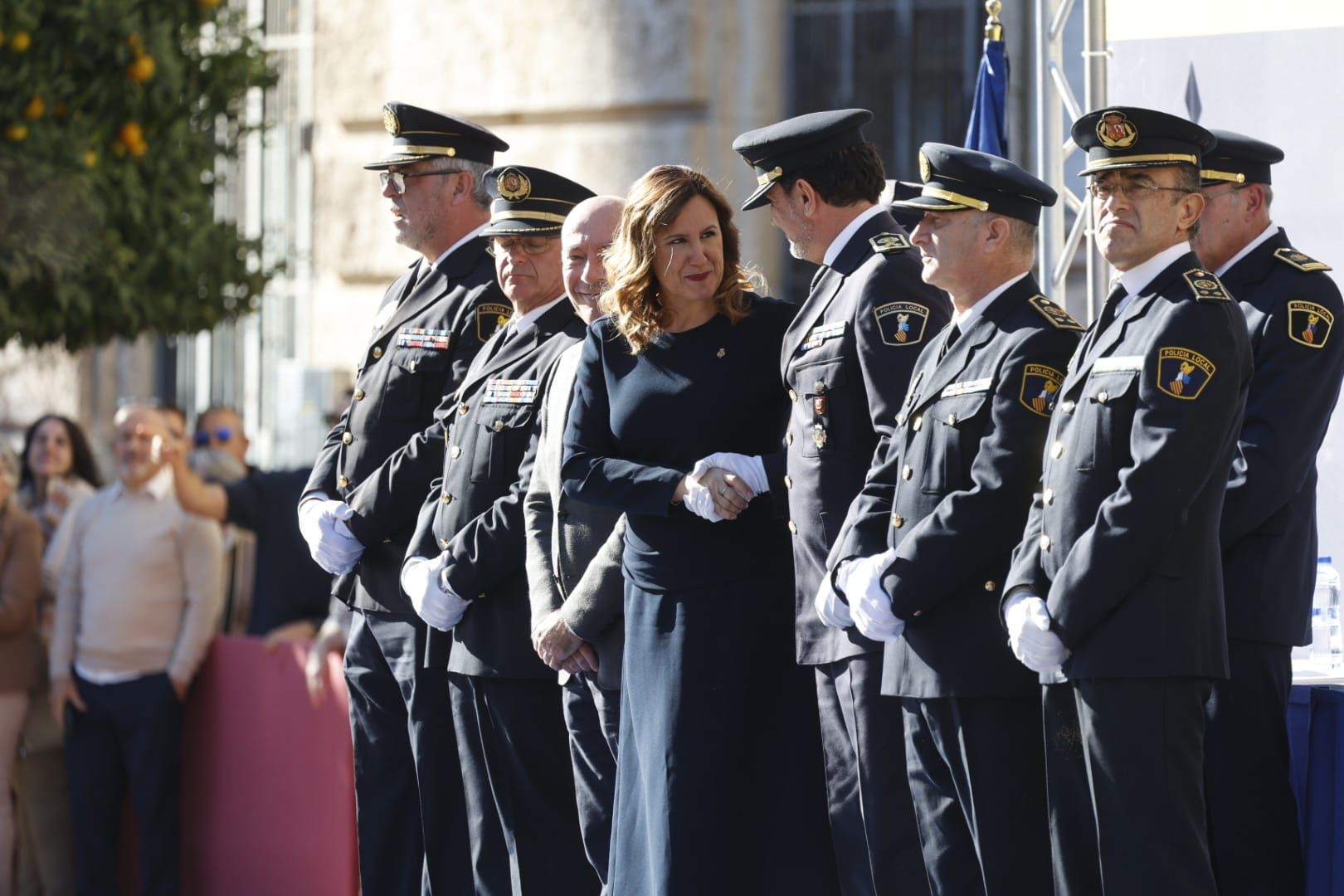 FOTOS | El despacho de los 194 nuevos policías locales de Valencia