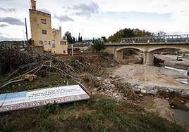 En este punto de Cheste se unen los barrancos de Chiva, Cueva Morica y Grande para dar paso al Poyo.