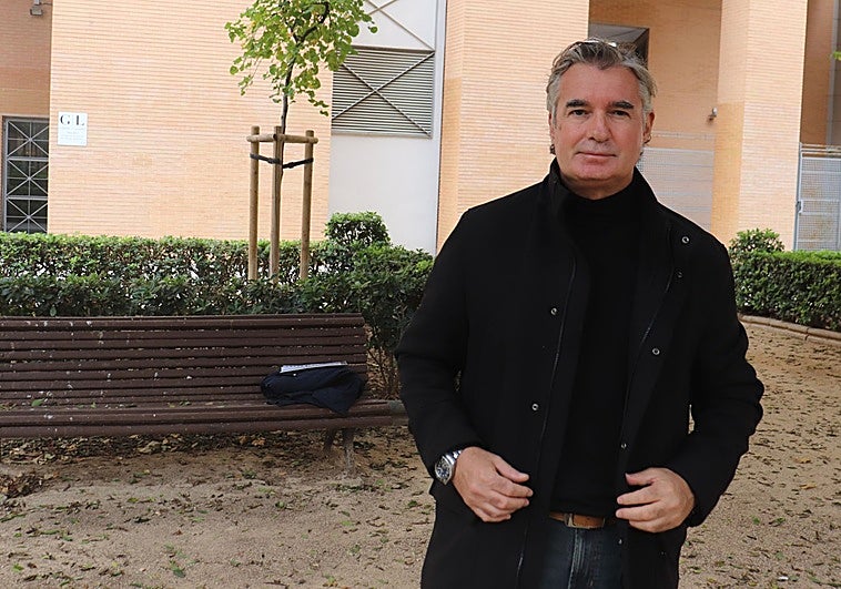 Emmanuel ha sido absuelto del acoso y condenado por el quebrantamiento.