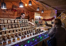 Mercadillo navideño en Orihuela.